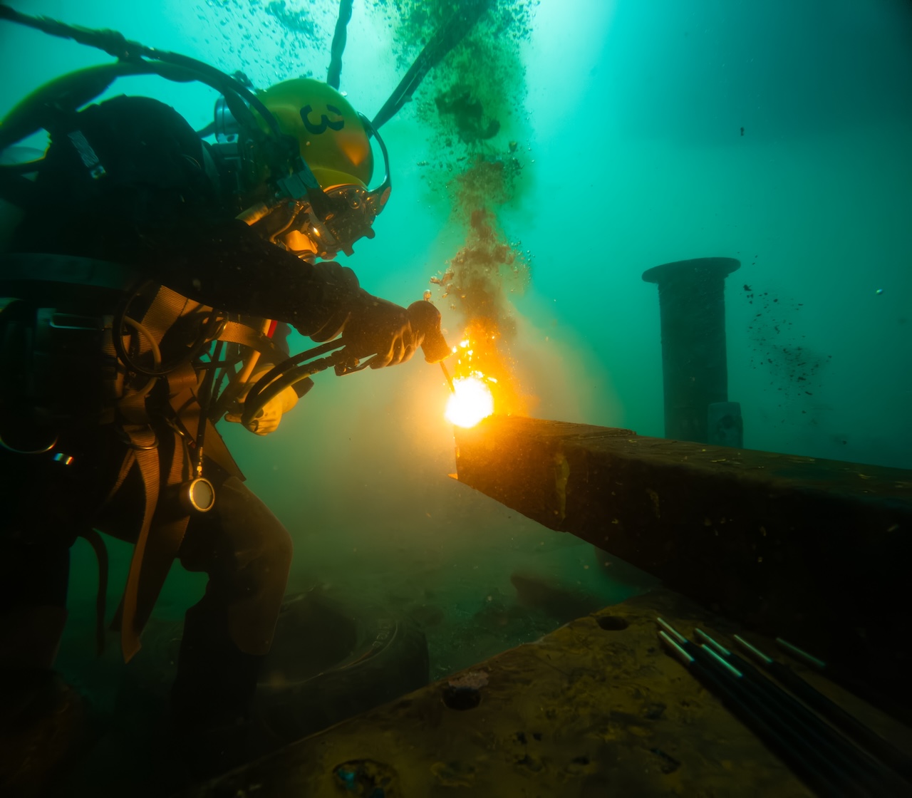 Offshore oil operation